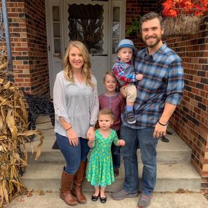 Meet your Posher, Sara